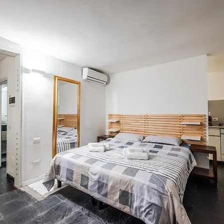 Апарт-отель Anglia, Smartstay - Amendola, Fiera, Ospedale San Luca Милан