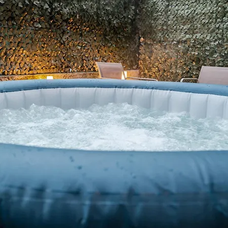 Anglia, Smartstay - Amendola, Fiera, Ospedale San Luca Милан