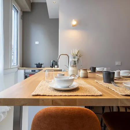 Apartamento Liberty House - Carozzi Milán