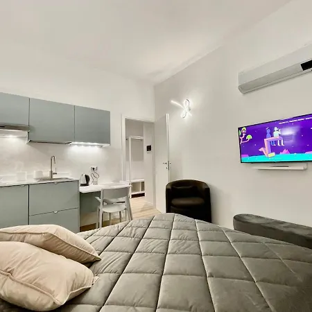 Premium Chic Missori And Vetra Subway *