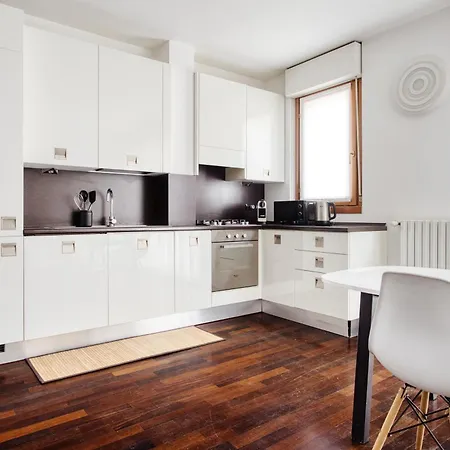 Just Urban - Elegant 1-br In Porta Romana - Duomo 4 Min By M3 Appartement