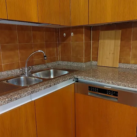 Spacious With Three Bedroom And Large Kitchen