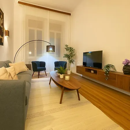 Apartamento Casa Picasso - Above The Subway