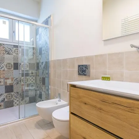 Elegant 1bdr In The Center, 5 Min From The Duomo *