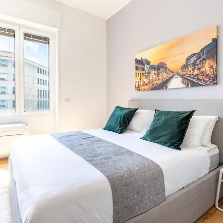 Duomo 10 Min - In The Heart Of * Milaan