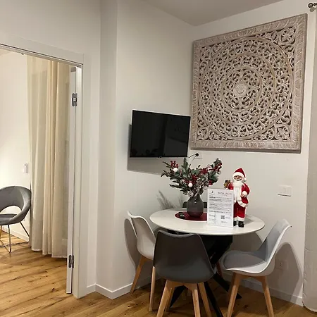 Regina24 Luxury - Elegante A Porta Venezia, 5 Min Dalla Metro Apartman