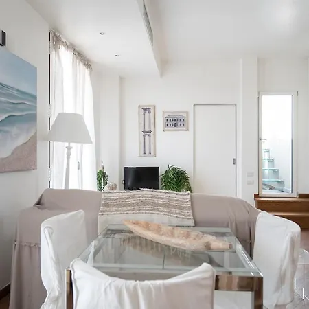 Apartment Arts At Magenta