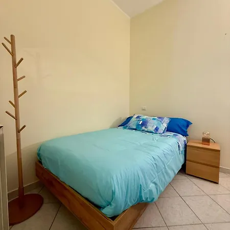 Col8 Apartment *
