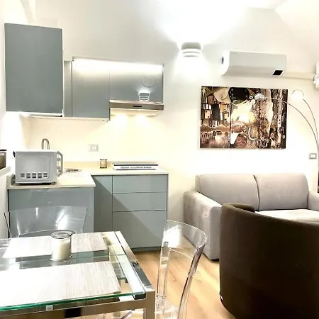 Gorgeous Open Space Missori And Vetra Subway