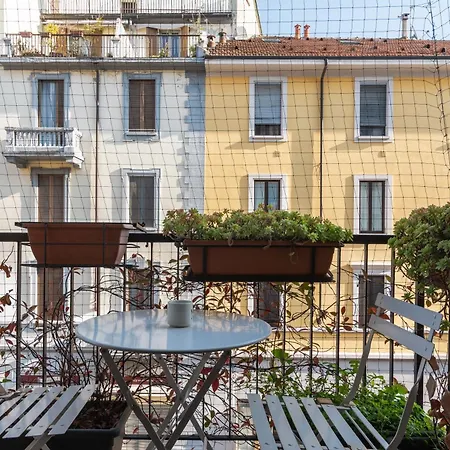 Apartman Fusetti Elegante Con Balcone In Zona Navigli Milánó