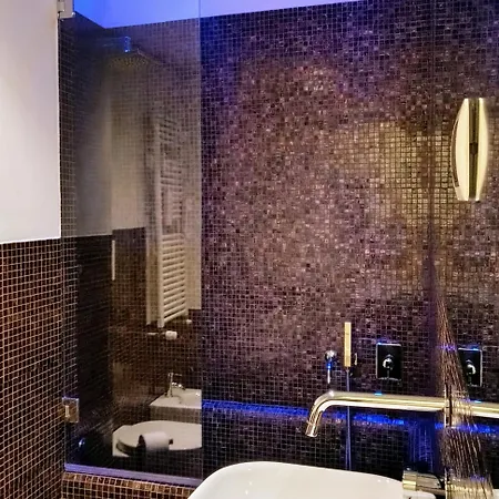 Casa Ferretti - Corso Garibaldi Lägenhet