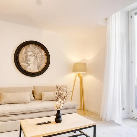 Apartamento San Babila Elegant Duplex - Design District Milão