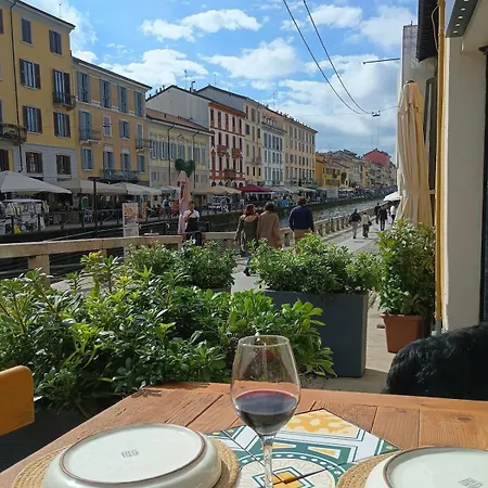 Apartment Iron Bridge Navigli Location M2 *