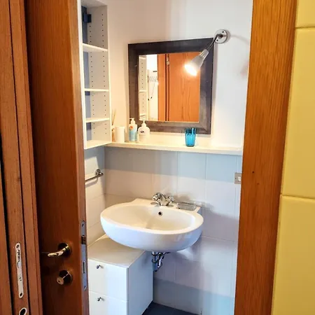 Fiori Chiari 10 - Monolocale In Brera *