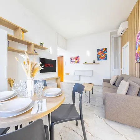 Appartement Luna Apartment, Luxurious 1bdr In The Center, Wifi *