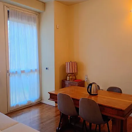 Casa Ferretti - Corso Garibaldi 公寓