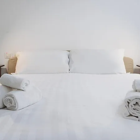 Appartamento Holi California - Lovely With Metro Steps Away *