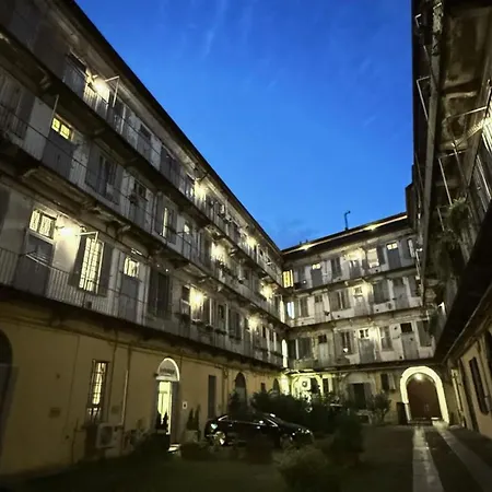 Apartment Col8 *