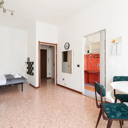 Apartman Guesthost - Corso Lodi Comfy Milánó