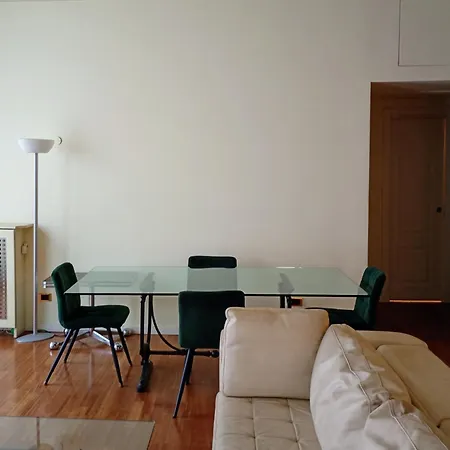 Daire Casa Ferretti - Corso Garibaldi Milano