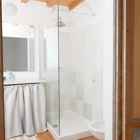 Boho Chic In Isola Area