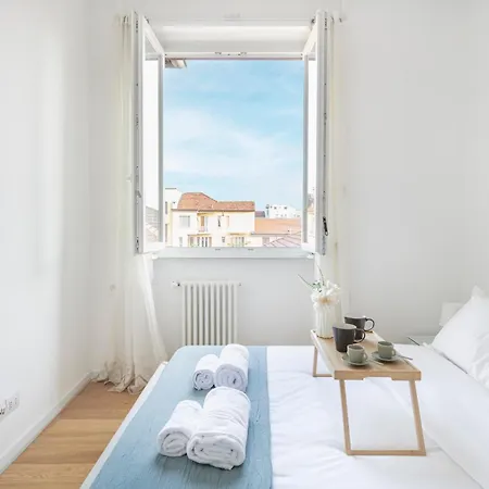 Easylife - - Soperga 44 P5 - * Milánó