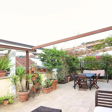 Daire Porta Venezia M1 Cozy Rooftop
