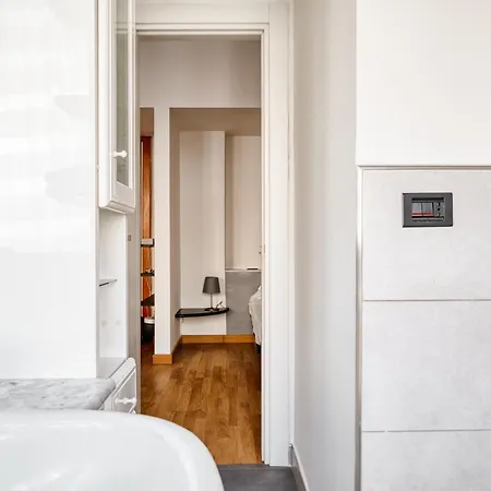 Apartment Hostmate - - Lunigiana - Stazione Mailand