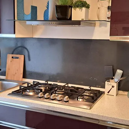 Brand New - 5 Minutes From Istria Metro Station *