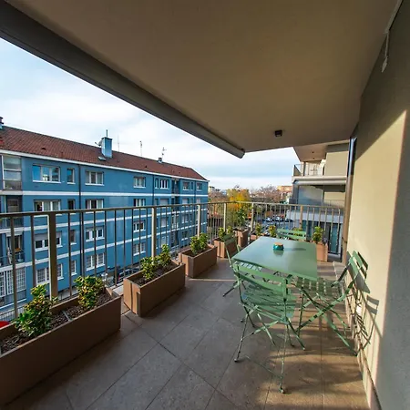 Lägenhet Crespi Terrace, Private Parking, A Few Steps From The Metro Milano