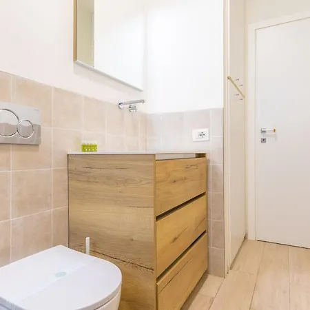 아파트 Elegant 1bdr In The Center, 5 Min From The Duomo *