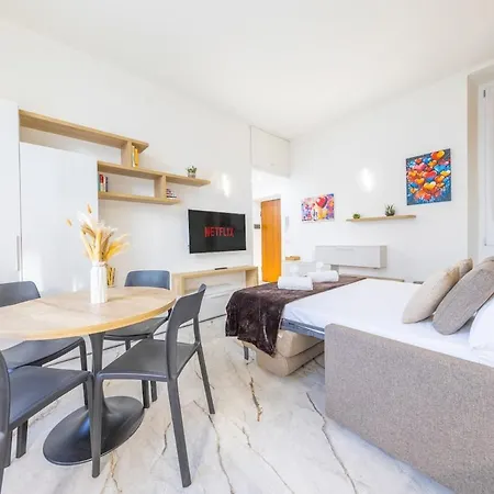 公寓 Luna Apartment, Luxurious 1bdr In The Center, Wifi 米兰