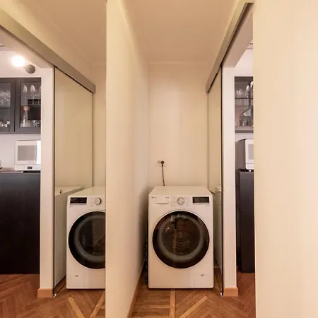 The Globe Trotter - Life Area