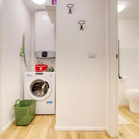 Stylish - M4 Frattini, 15 Mins To Duomo *