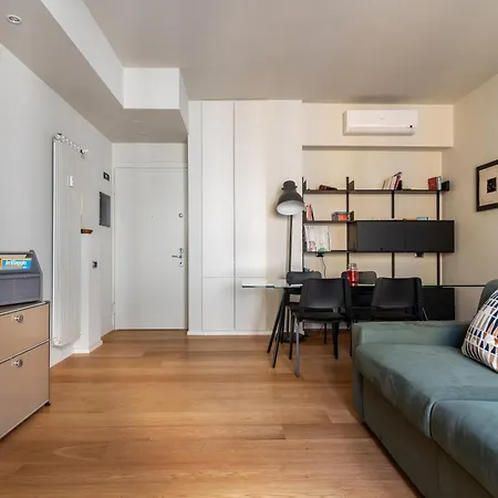 Fusetti Elegante Con Balcone In Zona Navigli Apartman