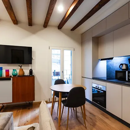 Youhosty - Bezzecca 1 Apartment Mailand