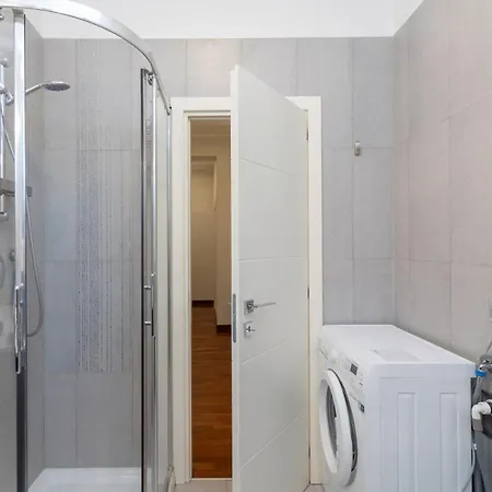 Gambara M1 - 15 Min To Duomo, Balcony, Ac&wifi *