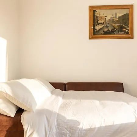 Apartament Duomo 7 Min - Panoramic Terrace & Two Bedrooms *