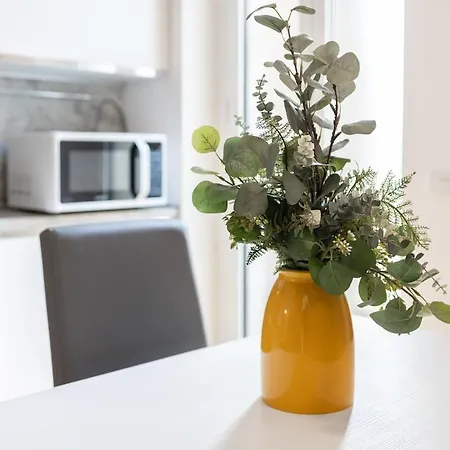 Duomo 10 Min - In The Heart Of *