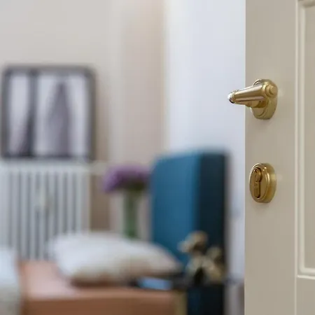 Apartamento Luxury Quiet Above Subway Milão