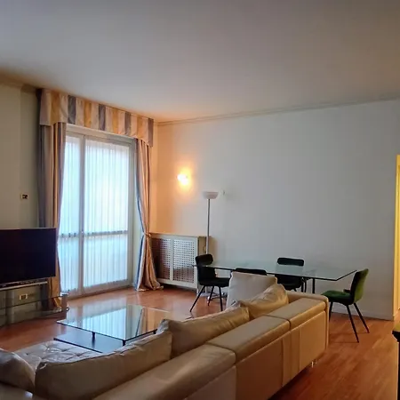 Casa Ferretti - Corso Garibaldi 公寓 *