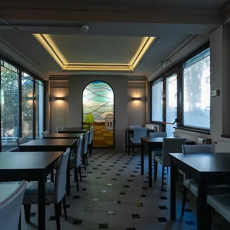 Garibaldi Palace 3* Milánó