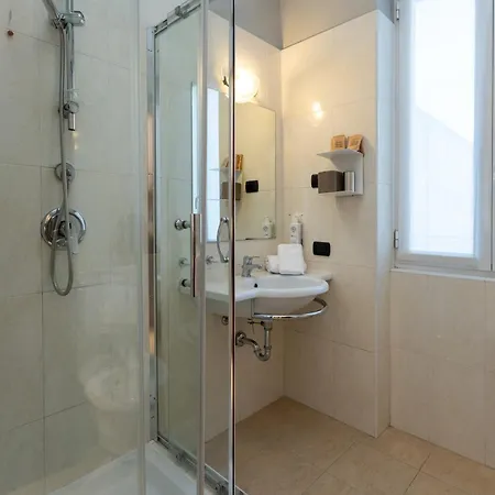 Garibaldi Palace Szálloda 3*
