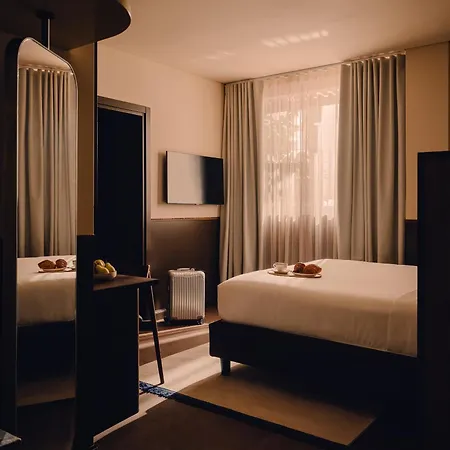 Aethos Hotel Milan Hotel