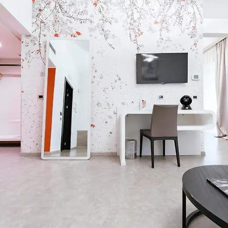 蒙特拿破仑大道套房酒店 公寓式酒店