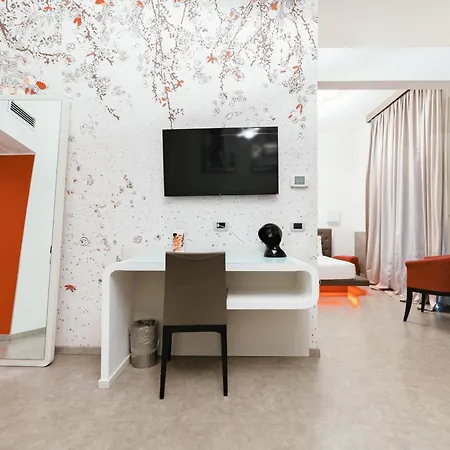 蒙特拿破仑大道套房酒店 4* 米兰