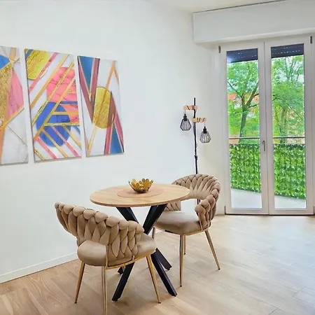 La Maison De San Siro Alojamento de Acomodação e Pequeno-almoço Milão