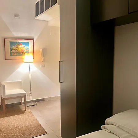 Charming Ringhiera Milán