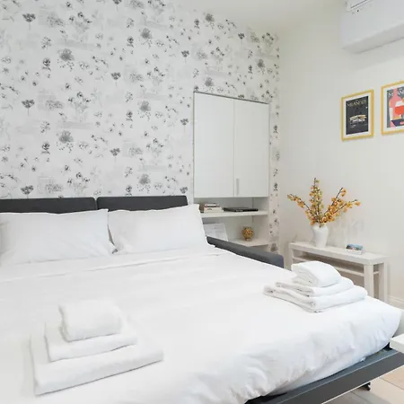 Italianway - Melzo 24 * Milano