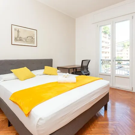 Artstay Porta Romana Apt, Parking, Centre